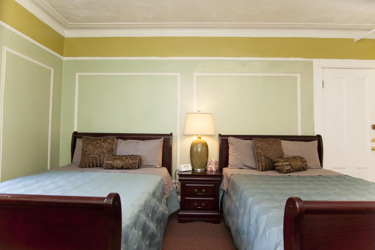 Saint Nicholas Inn New York Buitenkant foto