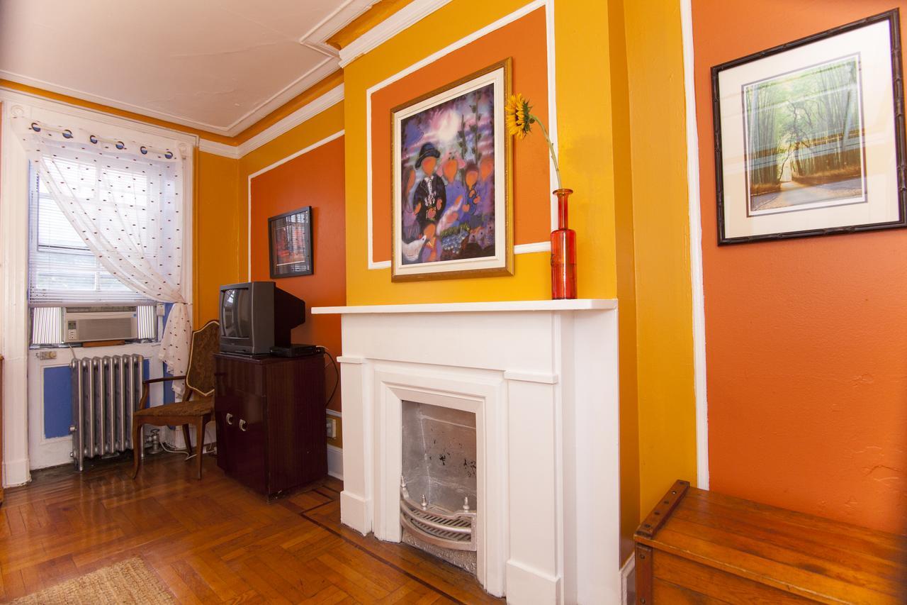 Saint Nicholas Inn New York Buitenkant foto